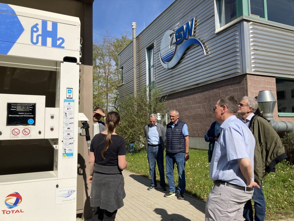 Wasserstofflotsen zu Besuch im WBZU