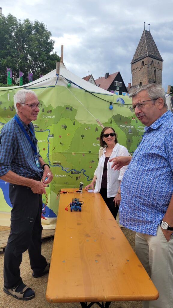 Austausch beim Donaufest (Foto: ZAWiW, Uni Ulm)